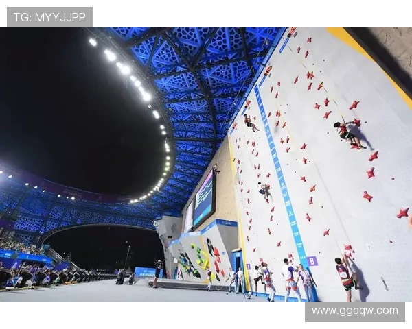 攀岩巨献：深入解析杭州攀岩队的训练与竞技状态