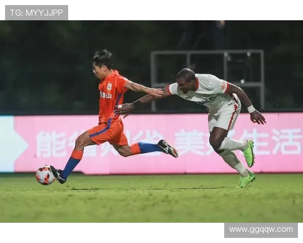 杭州街舞队战术解析:防守反击策略的深度剖析与应用 杭州街舞队战术解析:防守反击策略的深度剖析与应用