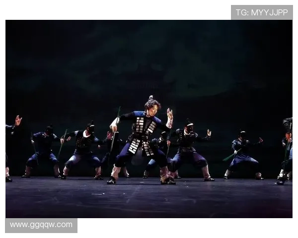 街舞深度探索:揭秘西安街舞队的战术防反与团队协作技巧 街舞深度探索:揭秘西安街舞队的战术防反与团队协作技巧