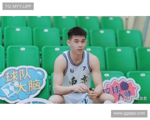 林葳的成长之路：从青涩学子到职场精英的蜕变与探索